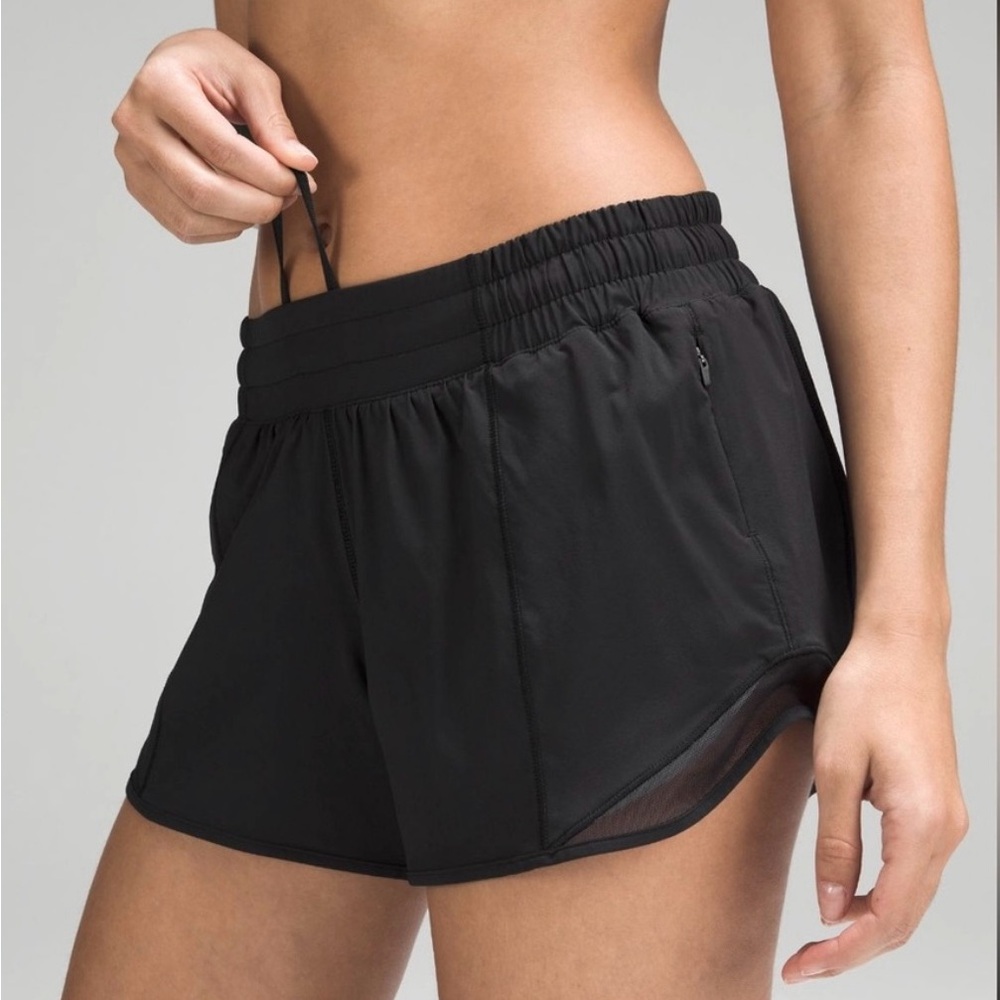 New! Lululemon Hotty Hot LR lined 4” shorts.